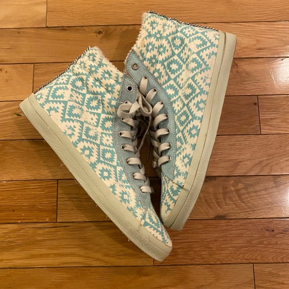 Kim & Zozi Women's High Top Sneakers Geometric Print Sherpa Lined Zip Size 7 - Picture 5 of 7